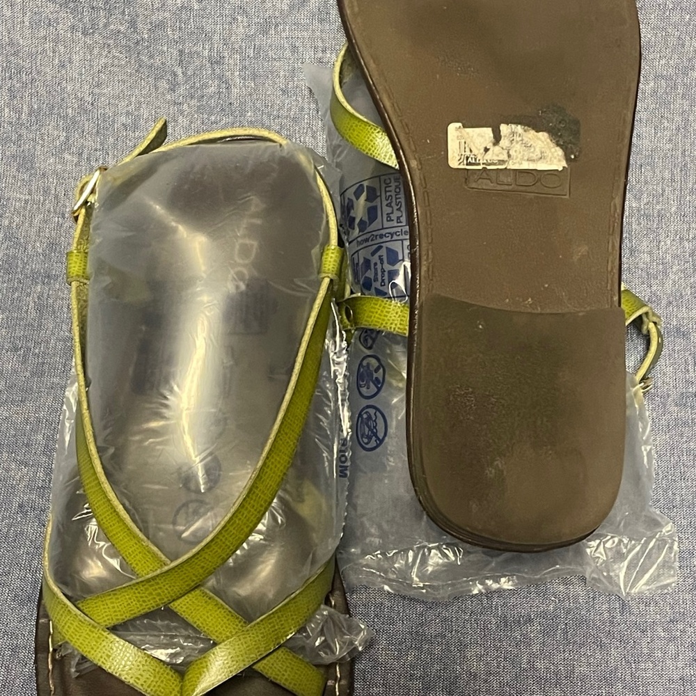 Sandal
